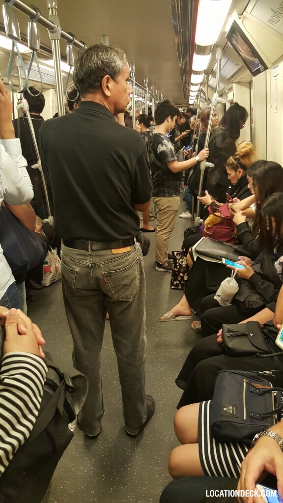MRT Phra Ram 9 - Bangkok, Thailand Filming Location