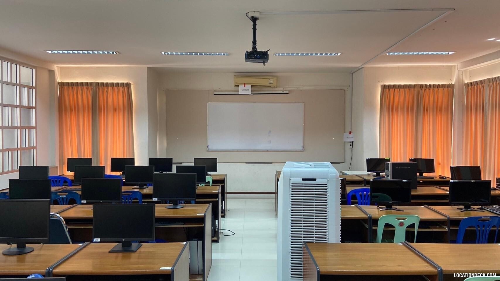 Muak Lek University (Asia-Pacific International University) - Saraburi, Thailand Filming Location