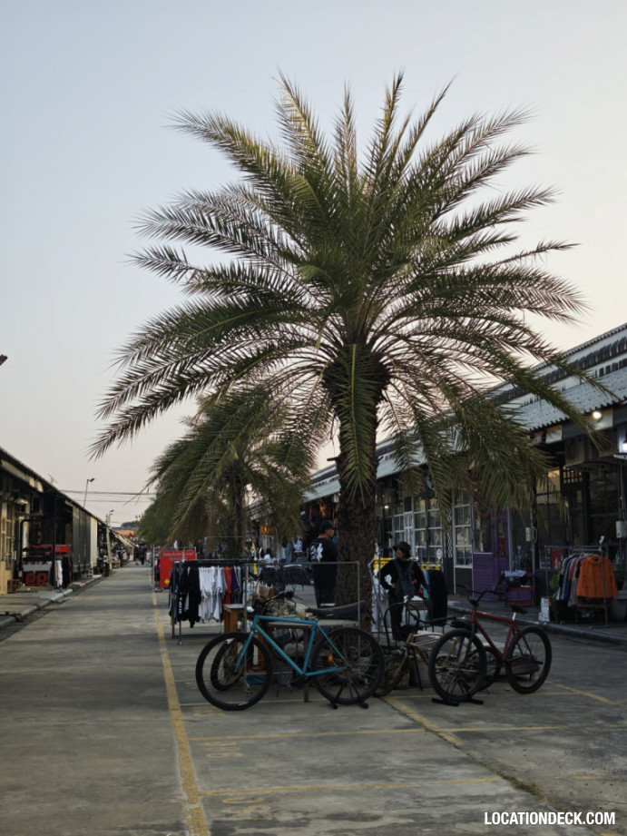 Srinakarin Train Market - Bangkok, Thailand Filming Location