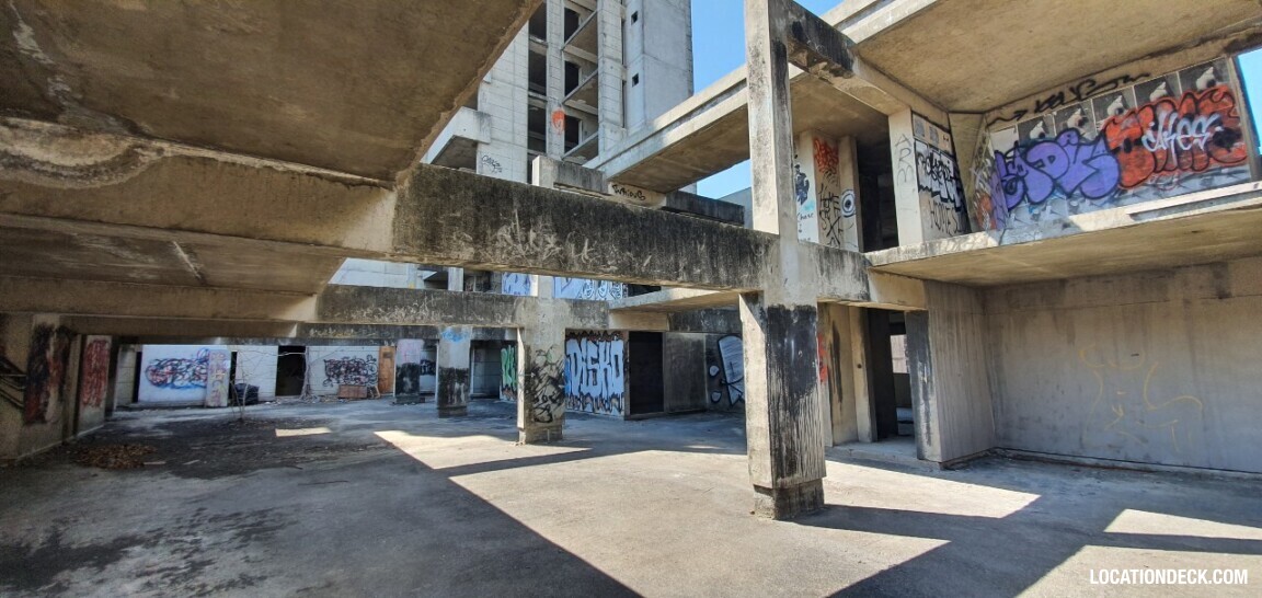 Muang Thong Thani Abandoned Building - Nonthaburi, Thailand Filming Location