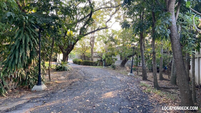 Bang Yang Colonial Mansion - Samut Sakhon, Thailand Filming Location
